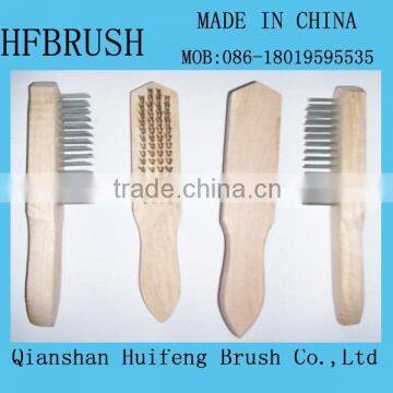 Handle brass wire wooden brush