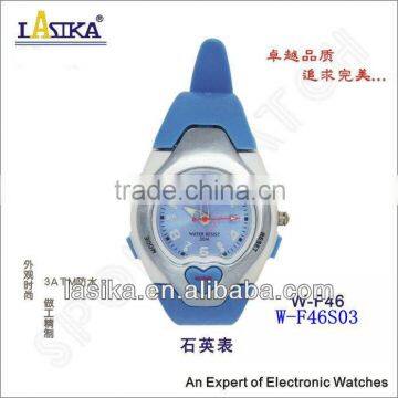 2013 new sports quartz watch