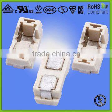 Surface mount fuse block