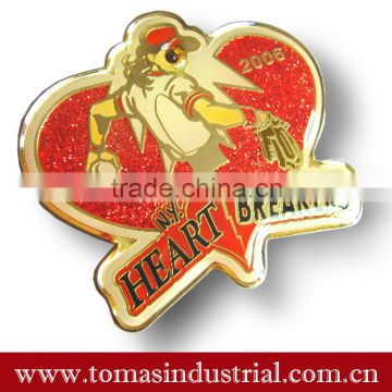 2015 high quality custom metal pin badge with custom design