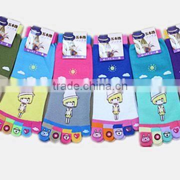 Women's five toe socks, girl with hat toe socks, lovey cartoon toe socks