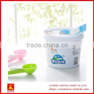 Widely used plastic ABA ice cream and fruit scoop