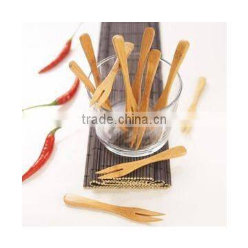 2017 wholesale mini bamboo fruit salad fork