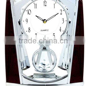 Decorative Classical Old Fashioned Table Clock With Rotating