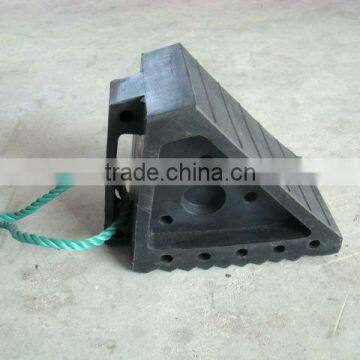 (200mmx100mmx150mm)Black color rubber wheel chock block