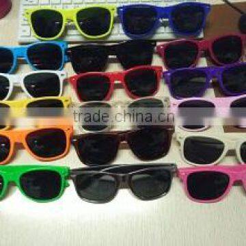 factory hot selling plastic sunglasses