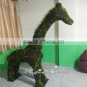 China factory direct plastic grass animals giraffe garden decoration