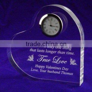 Nice crystal heart shape clock with customized logo/words for wedding return gift