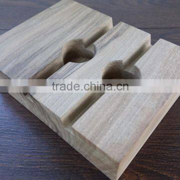 Universal Tablet Pad, Mobile Phone and Tablets Wood Docking Station. photo-3