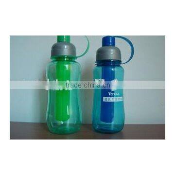 Factory direct sale 600ml sport plastic water bottle with straw and handle