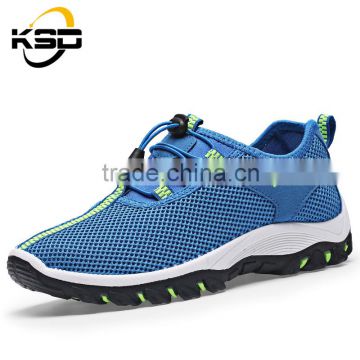 The best-selling comfortable wear-resisting PU + Rubber material men Casual hiking shoes