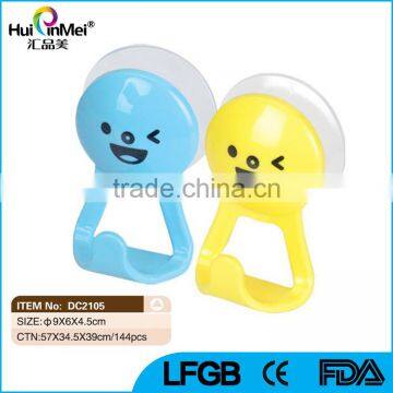 Removable Plastic Suction Cup Plastic Hanger