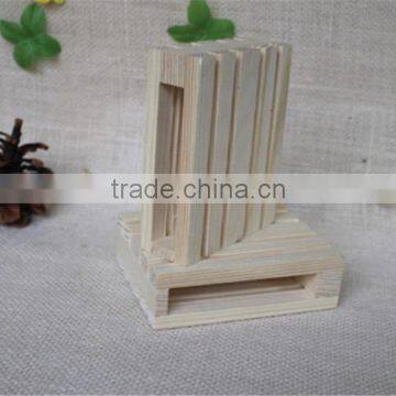 FSC Handmade Wooden Mini Pallet Wooden Drink Coaster photo-3