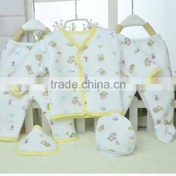 Wholesales Spring Printing Baby Clothes Romper Set photo-2