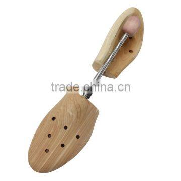 Imported from American red cedar shoe tree type shoe lasts with little holes and spring