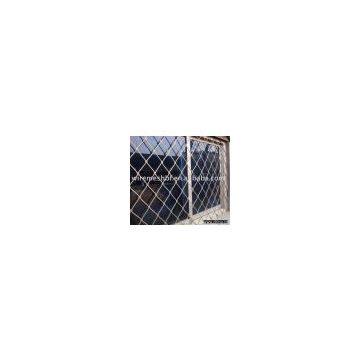 Beautifu Welded Wire Mesh Grid Fence