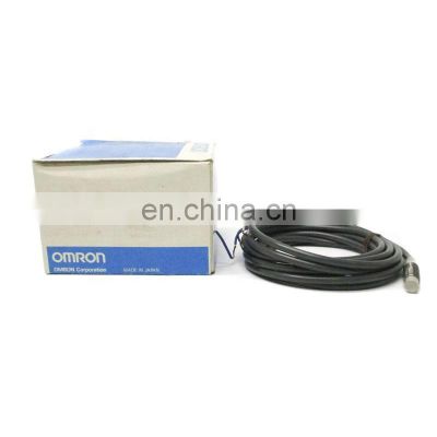 100% New china manufacturer Omron  Inductive Proximity Sensor E2E-X2ME1 2M