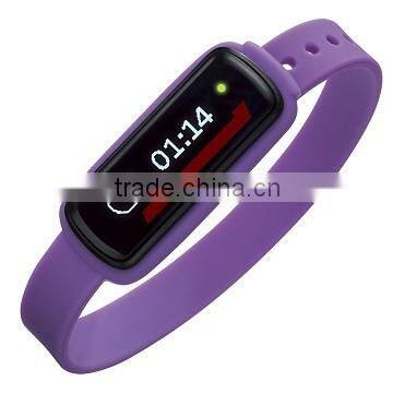 2014 new waterproof bluetooth silicone band wristwatch Track steps distance and calories burnt