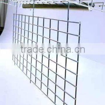 Hanging wire mesh divider, wire deck, rack deck