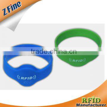 silicone rfid wristband/ recycled ntag203 waterproof silicone rfid wristband/hot swim pool silicone wristband