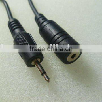 HD15M TO 11 RCA CABLE