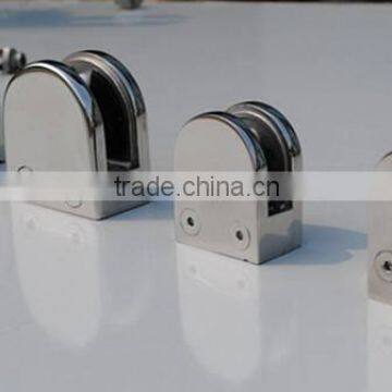 Glass clamp