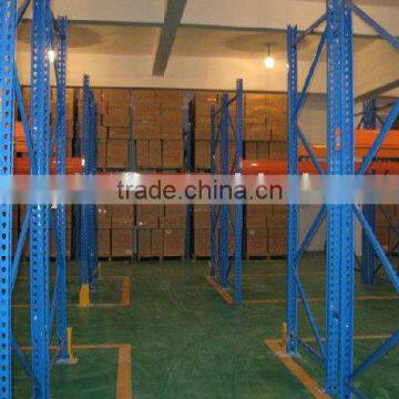 US Style Warehouse Storage Teardrop Pallet Racking