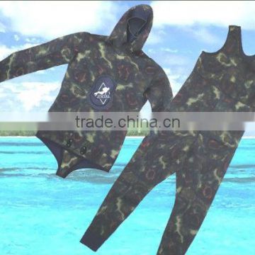 5MM NEOPRENE 2 PCS SPEAR FISHING SCUBA DIVING CAMO WETSUIT MEN L