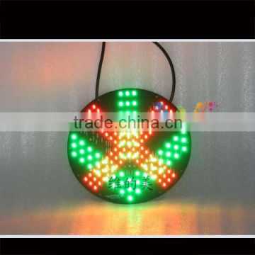 Red cross green traffic light replacement LED traffic signal