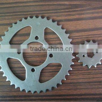 CD70 41/14T 420 104L Pakistan Motorcycle Chain and Sprocket photo-2