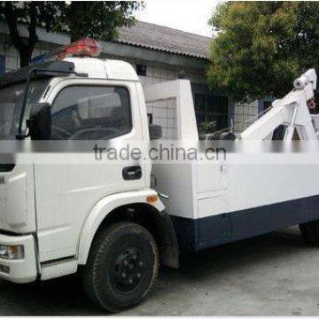 Dongfeng 4x2 Duolika Tow wrecker truck with crane