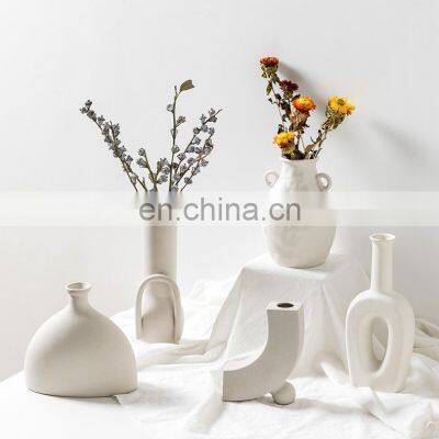 Modern Porcelain Vases Wedding Decorative Handmade Art Porcelain White Nature Nordic Irregular Flower Ceramic Vase photo-2