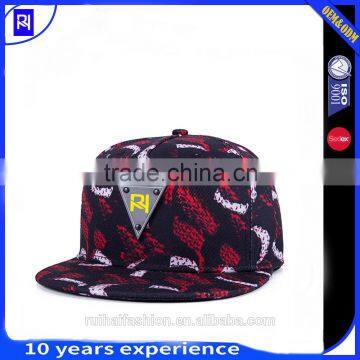New fashion 100% cotton custom snapback cap wholesale with Metal chapter