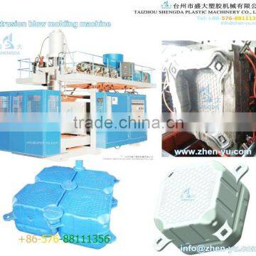 pontoon cube blow molding machine