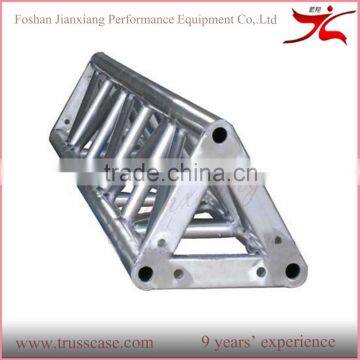 Strong aluminum triangle lighting truss