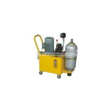 Hydraulic oil pump for twin screw extruder