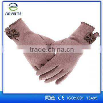 China suppliers wholesale women winter warm fashion gloves , high quality women gloves ,touch screen gloves for women