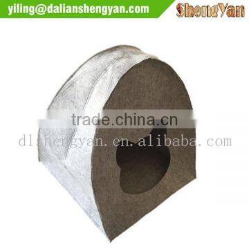 Cute Indoor Felt Pet House photo-3