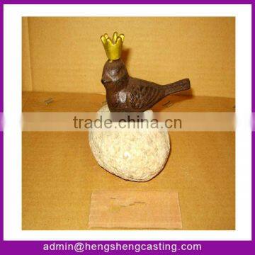 cute animal with crown style cast iron statue