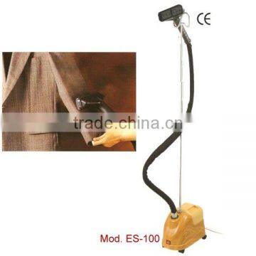 Upright steaming iron (steamer)
