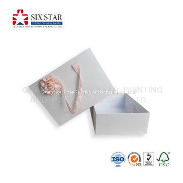 Luxury White Gift Cardboard Drawer Box With Ribbon and Rose Made in China photo-2
