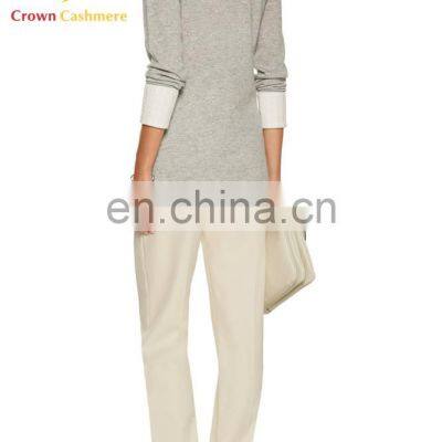 Женский вязаный свитер с воротником-тулителем в двухкомпонентном дизайне изCashmere photo-3