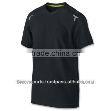 Blank T-Shirt / Plain T-shirt