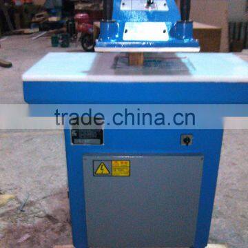 Manual hydraulic presses for leather