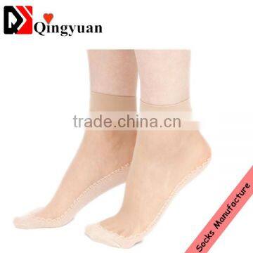 light weight quick dry snagging resistance comfortable women short silk cotton fancy design transparent socks