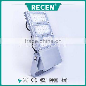 70w/105w IP65 china manufactary new design high efficiency LED light source power flood light lamp RGFL219