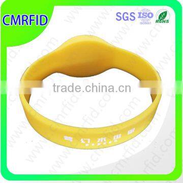 Cheap Popular Waterproof Silicone RFID Wristband