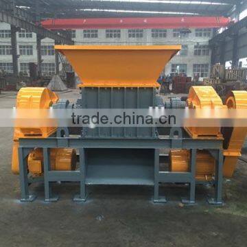 Professtional Hot Sale Two Shaft Foam Shredding Machine photo-5