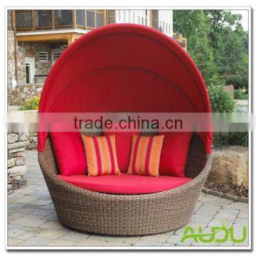 Audu Commercial Daybed/Commercial Style Red Cushion Daybed