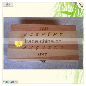 Solid Lock Font Engraved Valued Wine Case Box photo-2